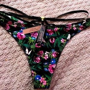 Victoria’s Secret “Very Sexy” floral print on black thong